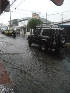 Lluvia fuerte en Alajuela / Starker Regen in Alajuela