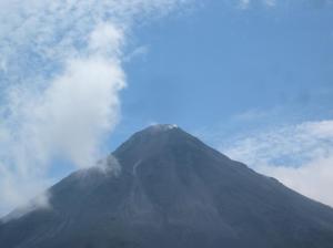 La cima con fumaroles del Volcan / Die Spitze mit Fumarolen des Vulkans