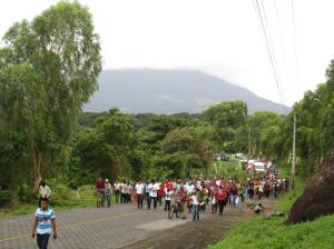 La procesion en camino a Altagracia / Die Prozesion auf dem Weg nach Altagracia